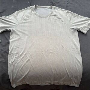 lululemon Mens  Gray Short Sleeve